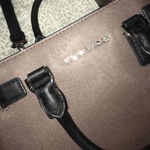 Michael Kors Bags - Michael Kors bag Michael Kors Bags - Michael Kors bag